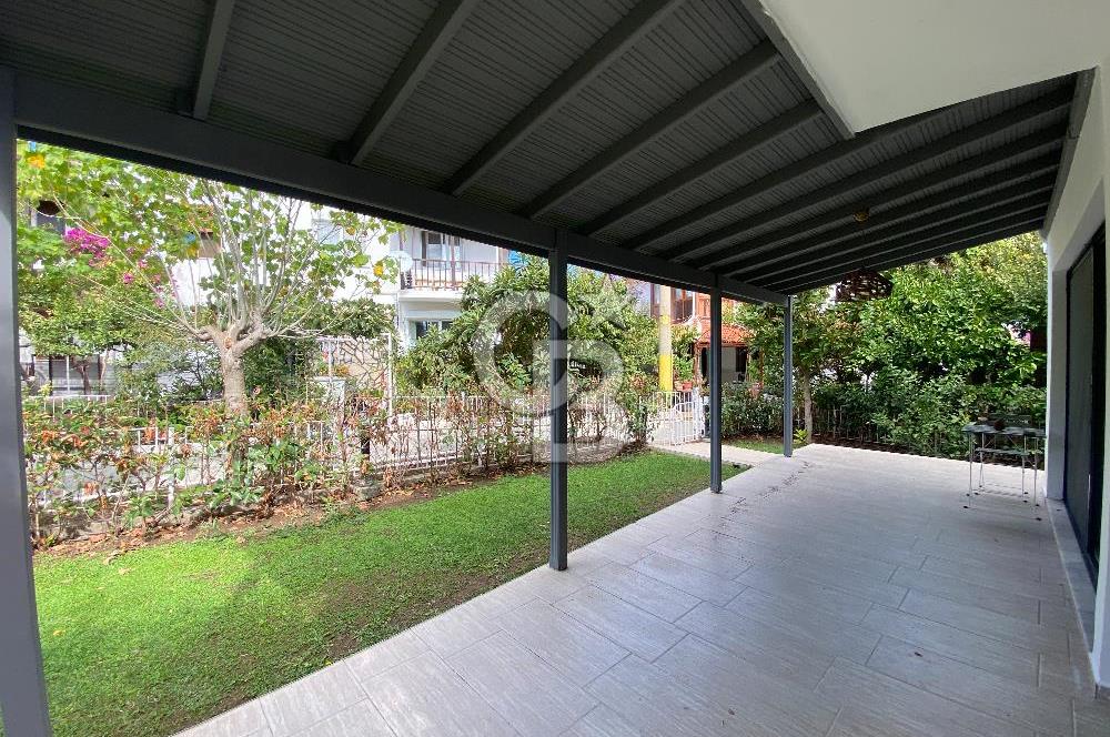 URLA GÜLBAHÇE'DE SİTE İÇİNDE 3+1 SATILIK DUBLEKS VİLLA