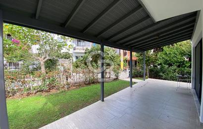 URLA GÜLBAHÇE'DE SİTE İÇİNDE 3+1 SATILIK DUBLEKS VİLLA