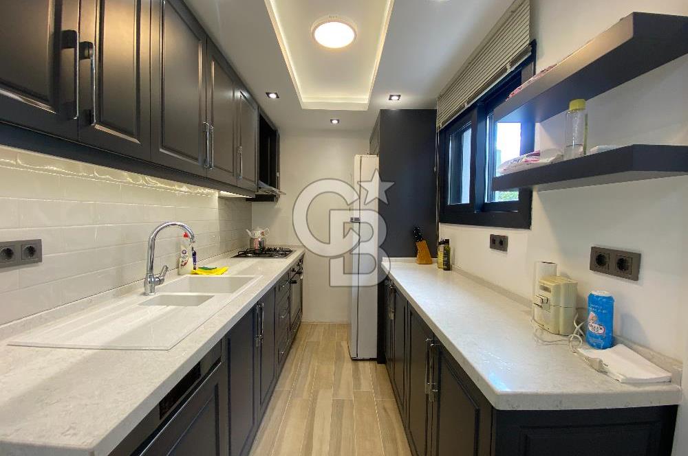 URLA GÜLBAHÇE'DE SİTE İÇİNDE 3+1 SATILIK DUBLEKS VİLLA