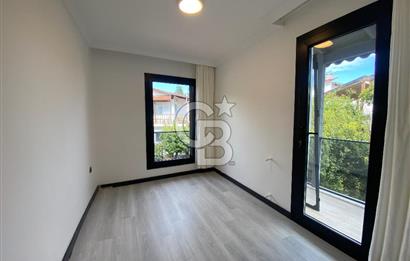 URLA GÜLBAHÇE'DE SİTE İÇİNDE 3+1 SATILIK DUBLEKS VİLLA