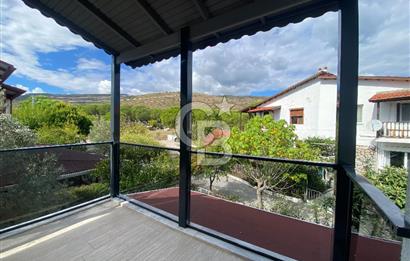 URLA GÜLBAHÇE'DE SİTE İÇİNDE 3+1 SATILIK DUBLEKS VİLLA