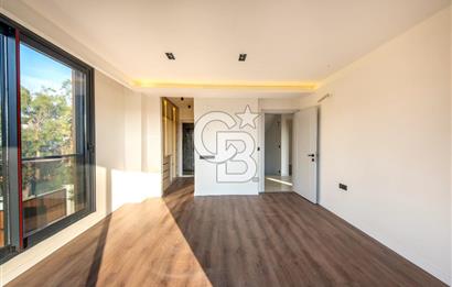 SEFERİHİSAR SIĞACIK SATILIK DENİZ MANZARALI 4+1 VİLLA