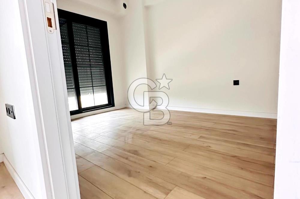 Balatçık Tramvay Durağı Karşısında Satılık 1+1 Daire