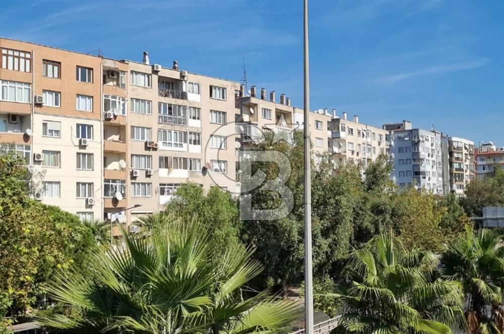 İzmir Bölge Metro, Yaşar ve Ege Ün. Karşısında Satılık 2+1 Daire