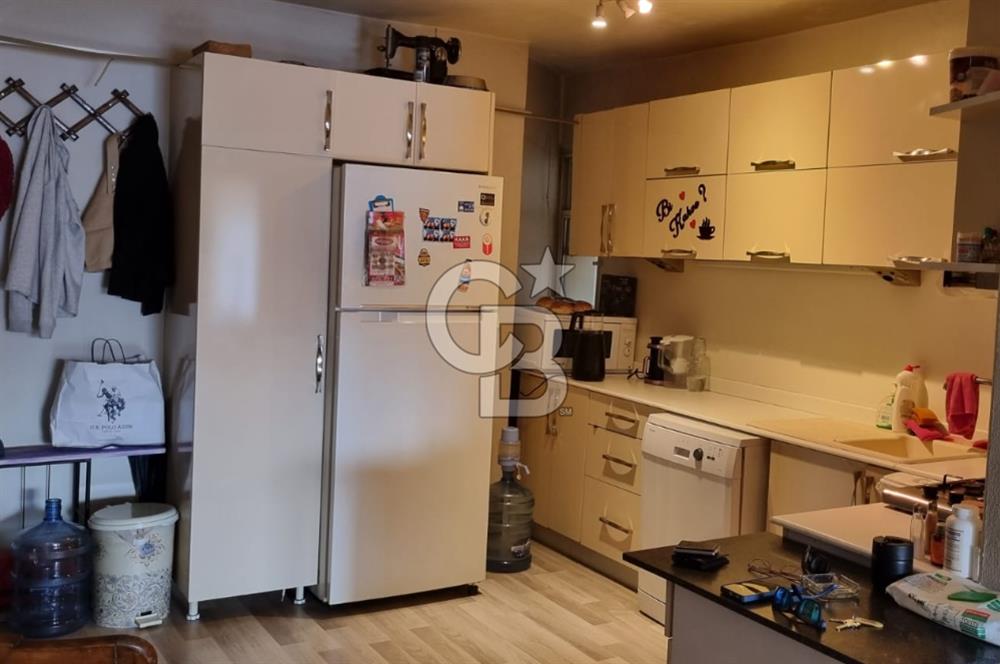 İzmir Bölge Metro, Yaşar ve Ege Ün. Karşısında Satılık 2+1 Daire