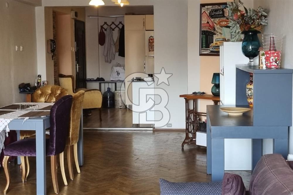 İzmir Bölge Metro, Yaşar ve Ege Ün. Karşısında Satılık 2+1 Daire