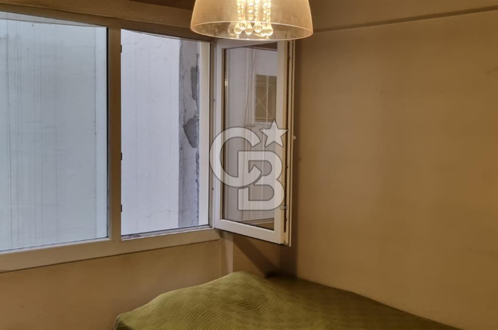 İzmir Bölge Metro, Yaşar ve Ege Ün. Karşısında Satılık 2+1 Daire