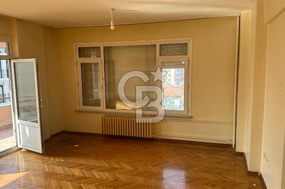 FENERYOLU GEDİKLİ SOKAK 3+1 120 M2 NET BALKONLU DAİRE