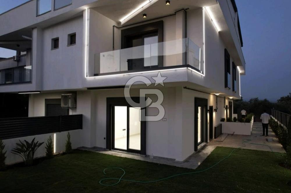 MENDERES COLDWELL BANKER POYRAZ'DAN GENİŞ BAHÇELİ MODERN VİLLA..