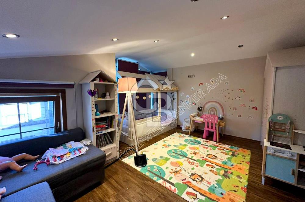 SARIYER USKUMRUKÖY’DE BELKIS KONAKLARI’NDA  3+1  BAHÇELİ ÇATI DUBLEKSİ