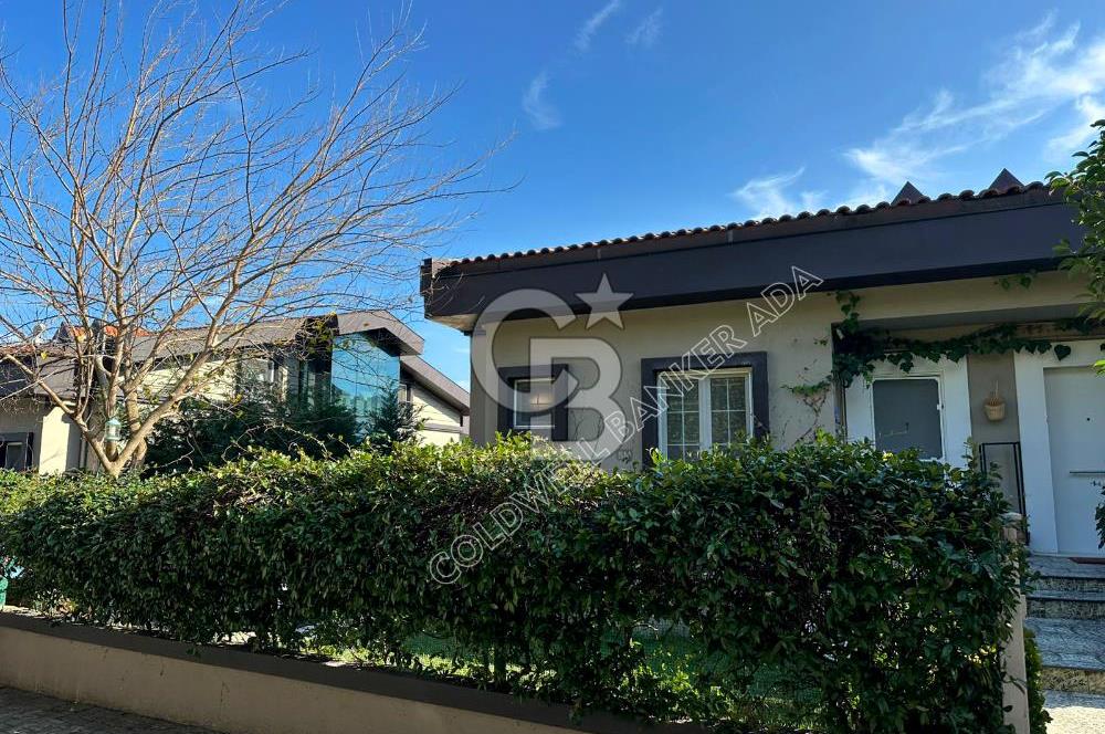 SARIYER USKUMRUKÖY’DE BELKIS KONAKLARI’NDA  3+1  BAHÇELİ ÇATI DUBLEKSİ