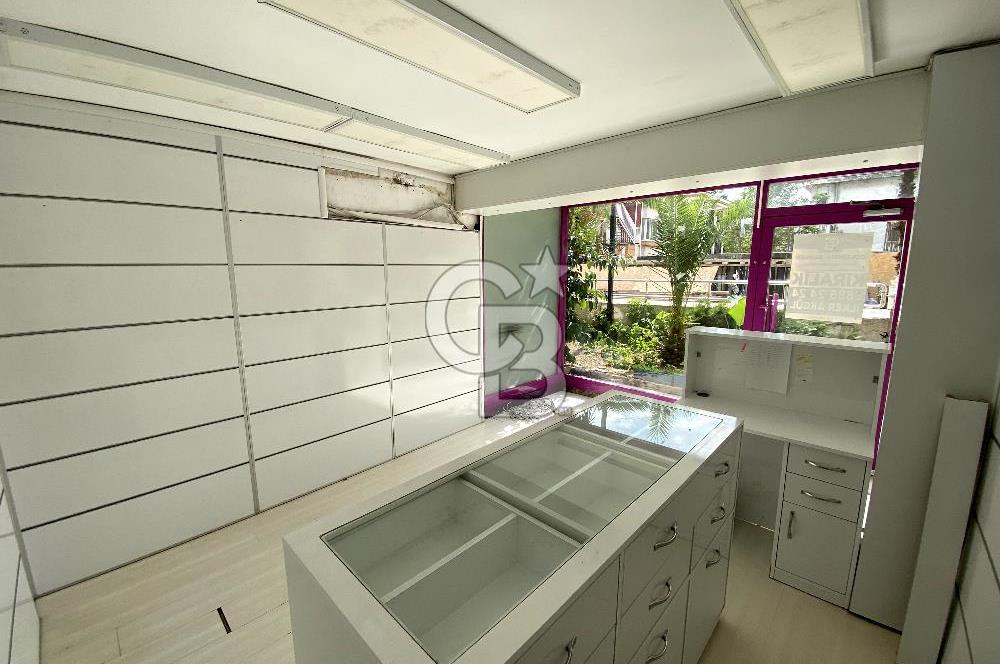 FLORYA ŞENLİKKÖYDE KİRALIK DÜKKAN 