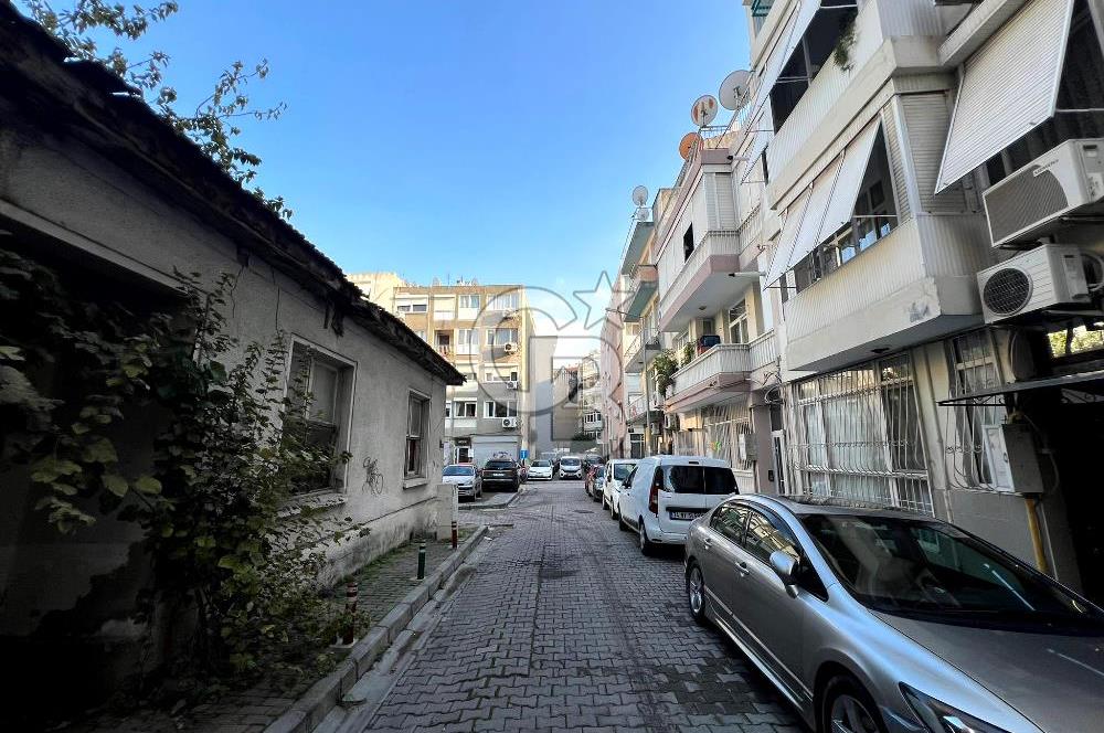 Karşıyaka Tuna Mahallesinde Satılık 3+1 Daire 