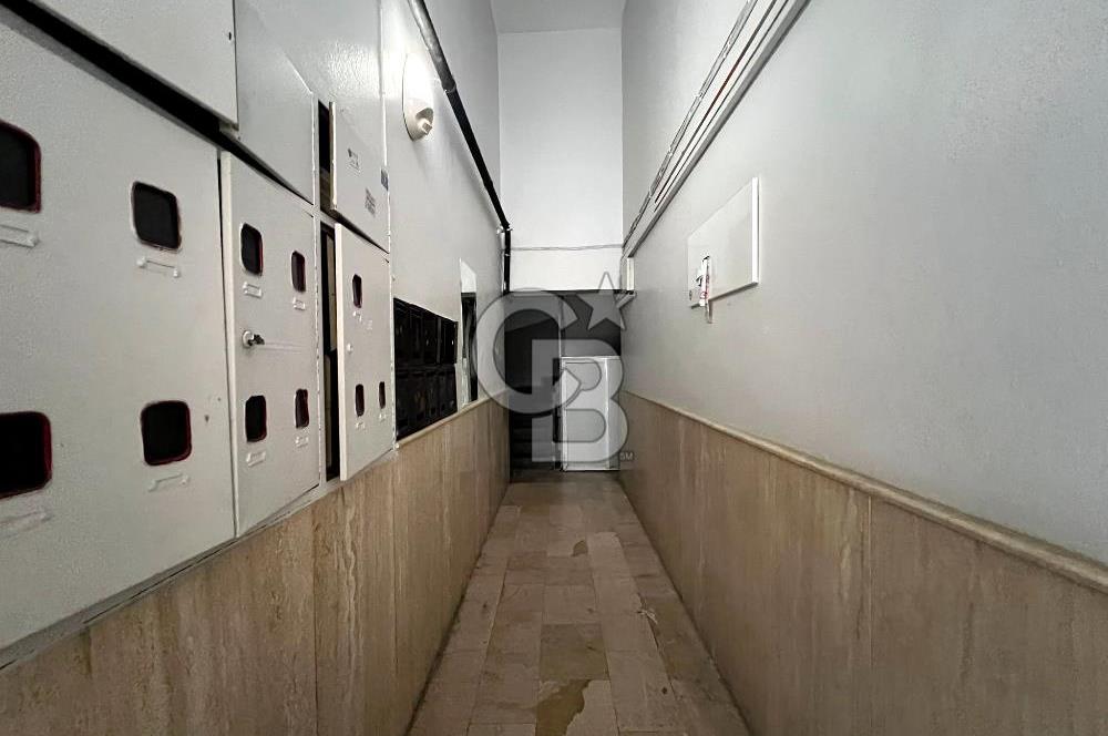 Karşıyaka Tuna Mahallesinde Satılık 3+1 Daire 