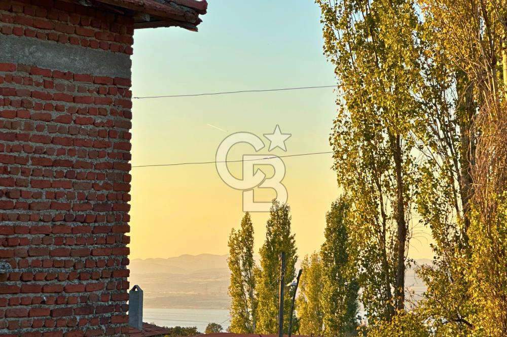 Çanakkale Lapseki Kocavelide Boğaz Manzaralı 377m²Arsa ve Taş Ev