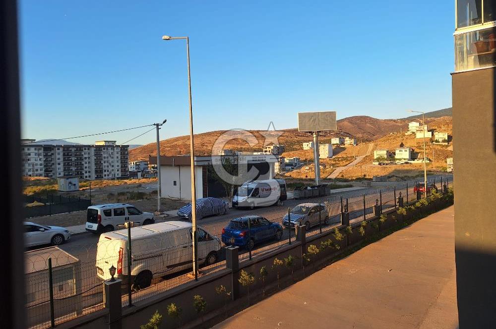 İZMİR MENEMEN GAZİ MAH. 3+1 KİRALIK DAİRE