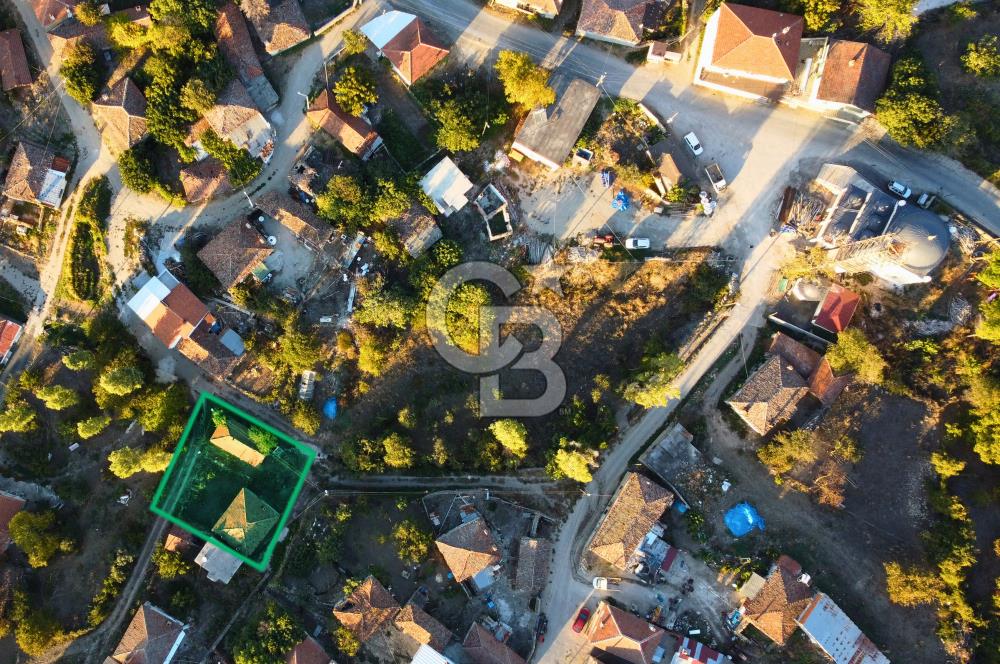 Çanakkale Lapseki Kocavelide Boğaz Manzaralı 377m²Arsa ve Taş Ev