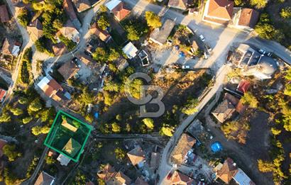 Çanakkale Lapseki Kocavelide Boğaz Manzaralı 377m²Arsa ve Taş Ev