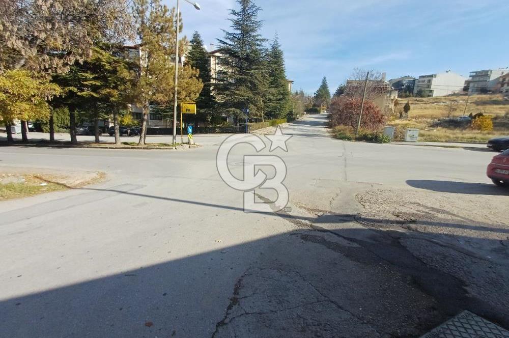 Çankaya Konutkent'te Devren Kiralık Oto Yıkama, Kuaför İşletmesi