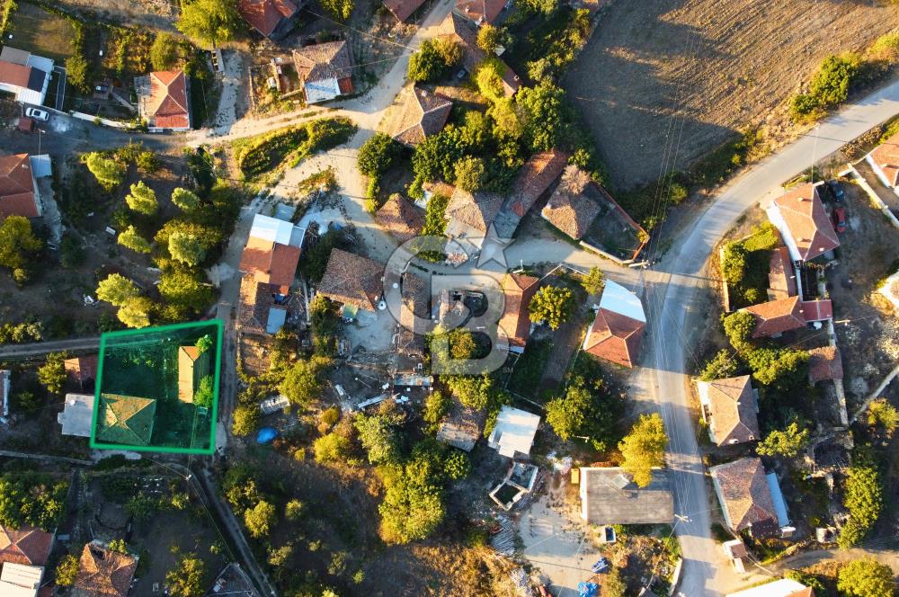 Çanakkale Lapseki Kocavelide Boğaz Manzaralı 377m²Arsa ve Taş Ev