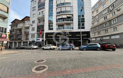 Pelitlibağ Mah. Cadde Üzeri 600 M² Kiralık İşyeri