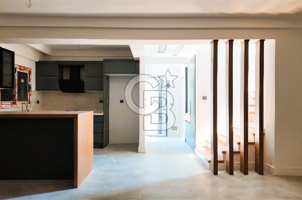 ÇANDARLI'DA SİTE İÇİNDE 3+1 120m2 SATILIK DUBLEKS VİLLA