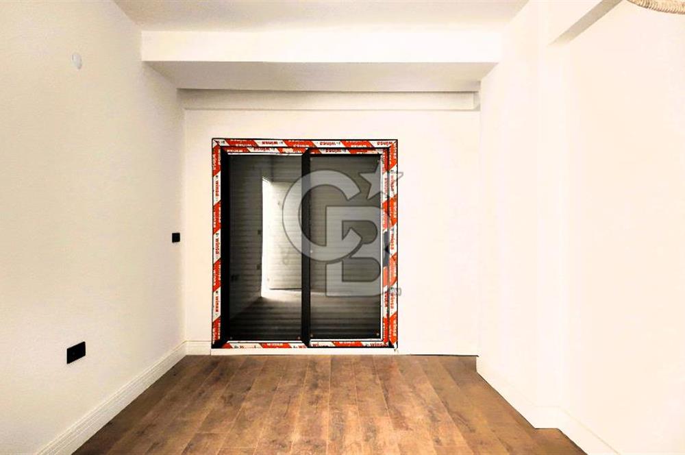 ÇANDARLI'DA SİTE İÇİNDE 3+1 120m2 SATILIK DUBLEKS VİLLA