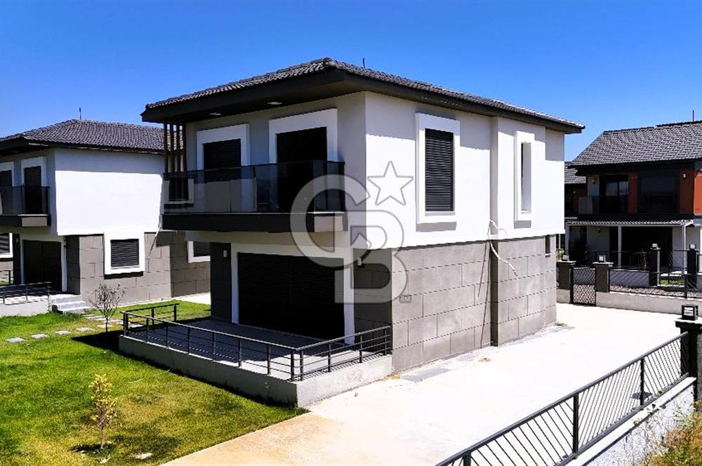 ÇANDARLI'DA SİTE İÇİNDE 3+1 120m2 SATILIK DUBLEKS VİLLA