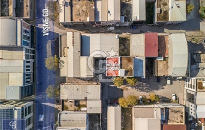 VİŞNE CADDESİ'NDE SATILIK MÜSTAKİL BİNA