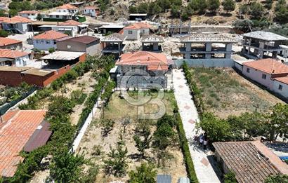 Satılık Taş Ev ve Arsa İzmir Foça Gerenköy'de Yola Sıfır Konum