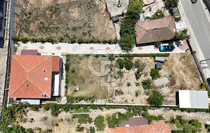 Satılık Taş Ev ve Arsa İzmir Foça Gerenköy'de Yola Sıfır Konum