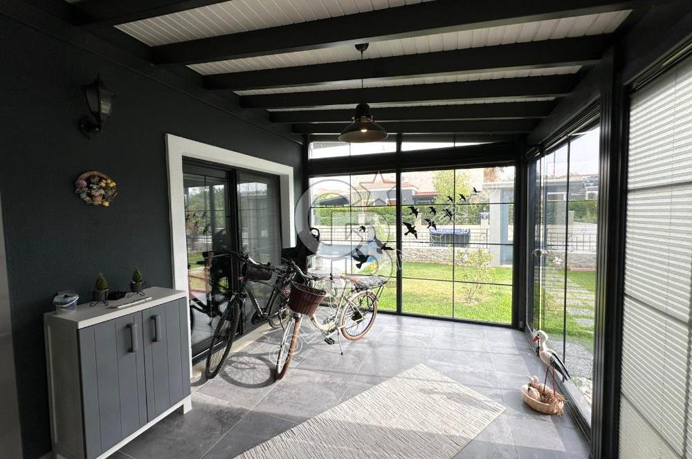 KARAOVA’DA STORIA AKDENİZ EVLERİNDE KÖŞE KONUMLU BÜYÜK BAHÇELİ VİLLA