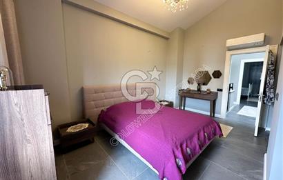 KARAOVA’DA STORIA AKDENİZ EVLERİNDE KÖŞE KONUMLU BÜYÜK BAHÇELİ VİLLA