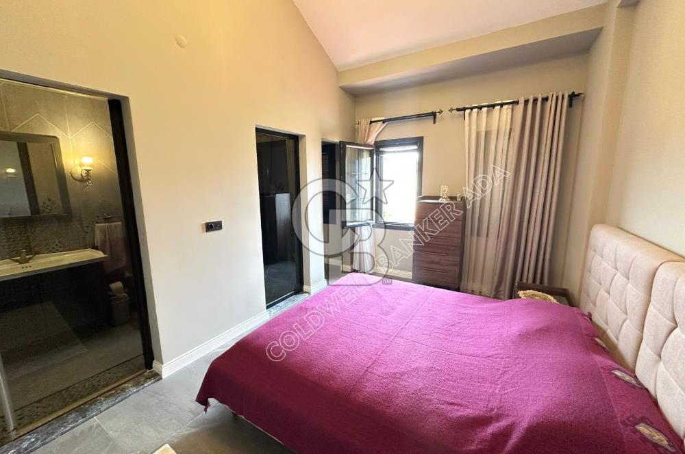 KARAOVA’DA STORIA AKDENİZ EVLERİNDE KÖŞE KONUMLU BÜYÜK BAHÇELİ VİLLA