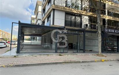 BEYLİKDÜZÜ KAVAKLI MAH.OĞUZHAN CAD.ÜZERİNDE SATILIK KÖŞE DÜKKAN