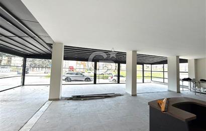 BEYLİKDÜZÜ KAVAKLI MAH.OĞUZHAN CAD.ÜZERİNDE SATILIK KÖŞE DÜKKAN