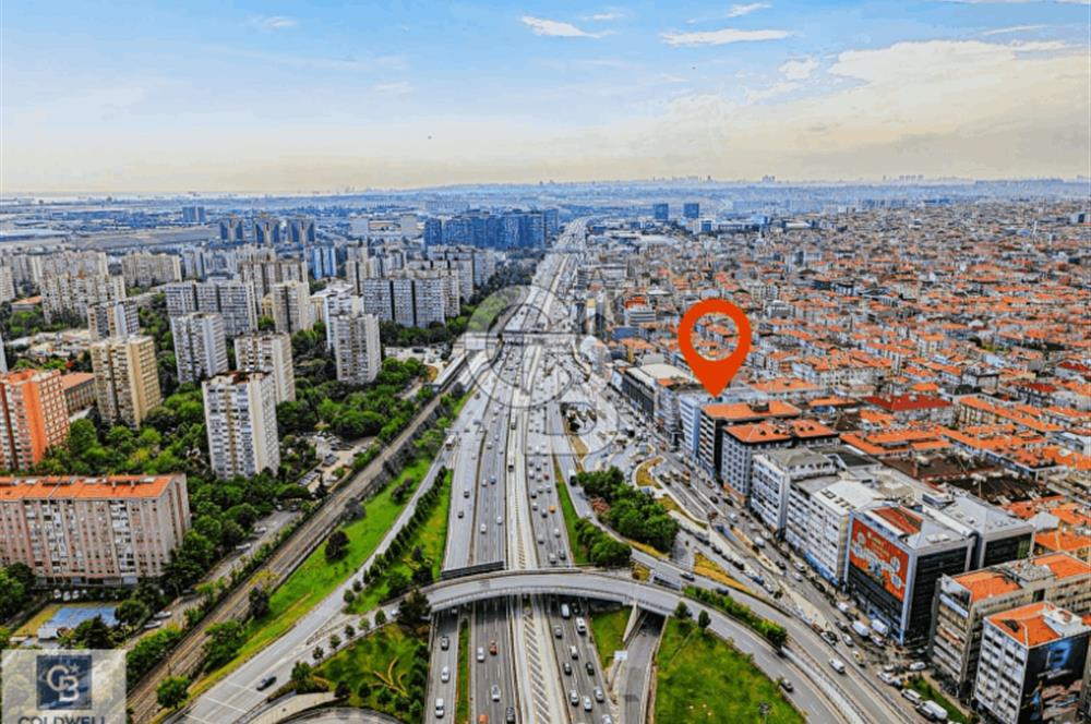 ŞİRİNEVLER E5 CEPHELİ KOMPLE SATILIK BİNA