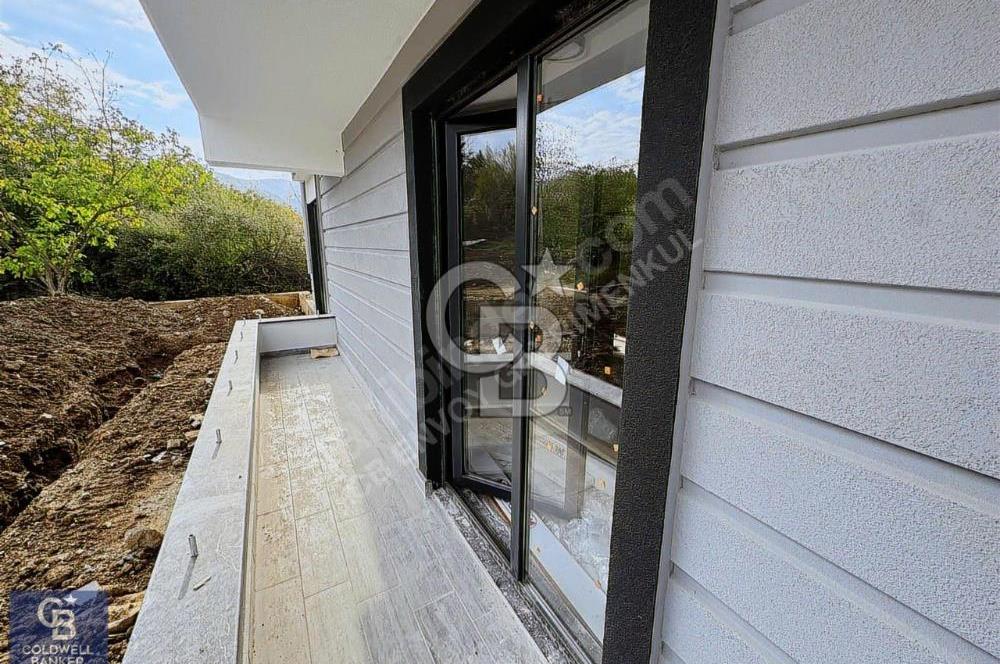 CB ENVOY'dan Gölcük Yeni Mahallede Bahçe Kullanımlı 3+1 Dubleks