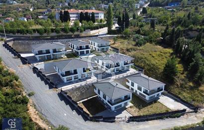 CB ENVOY'dan Ulaşlı'da Kesintisiz Deniz Manzaralı 4+1 Villa