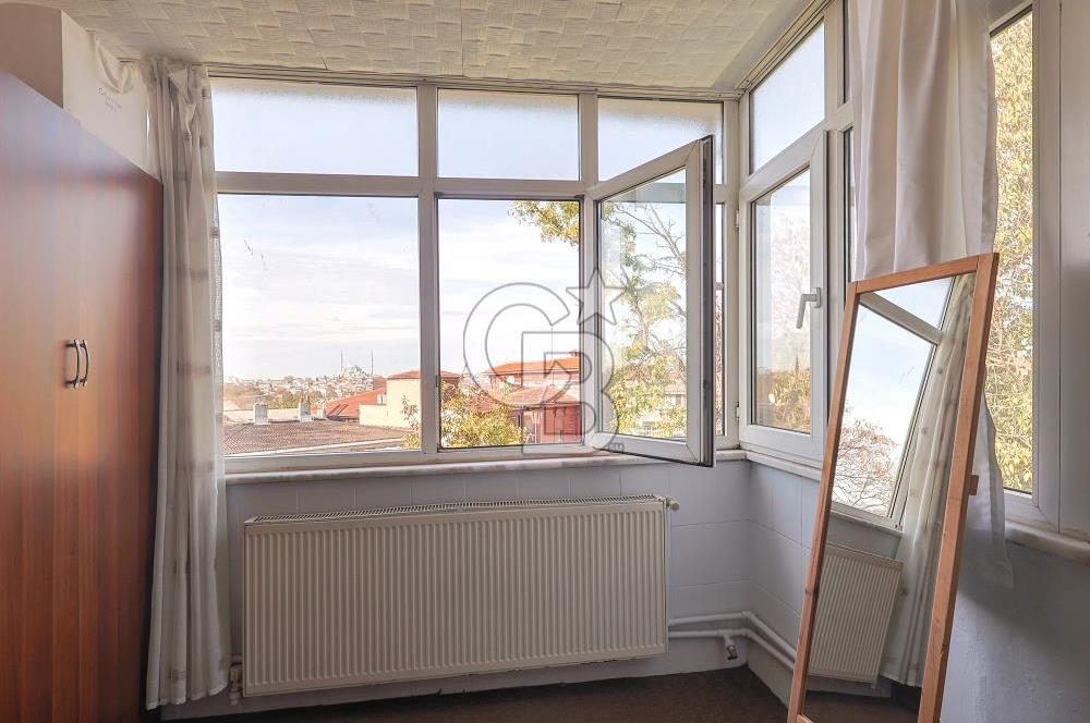 Fatih Süleymaniye'de İstanbul Üniversitesi Karşısında Ferah Manzaralı Daire