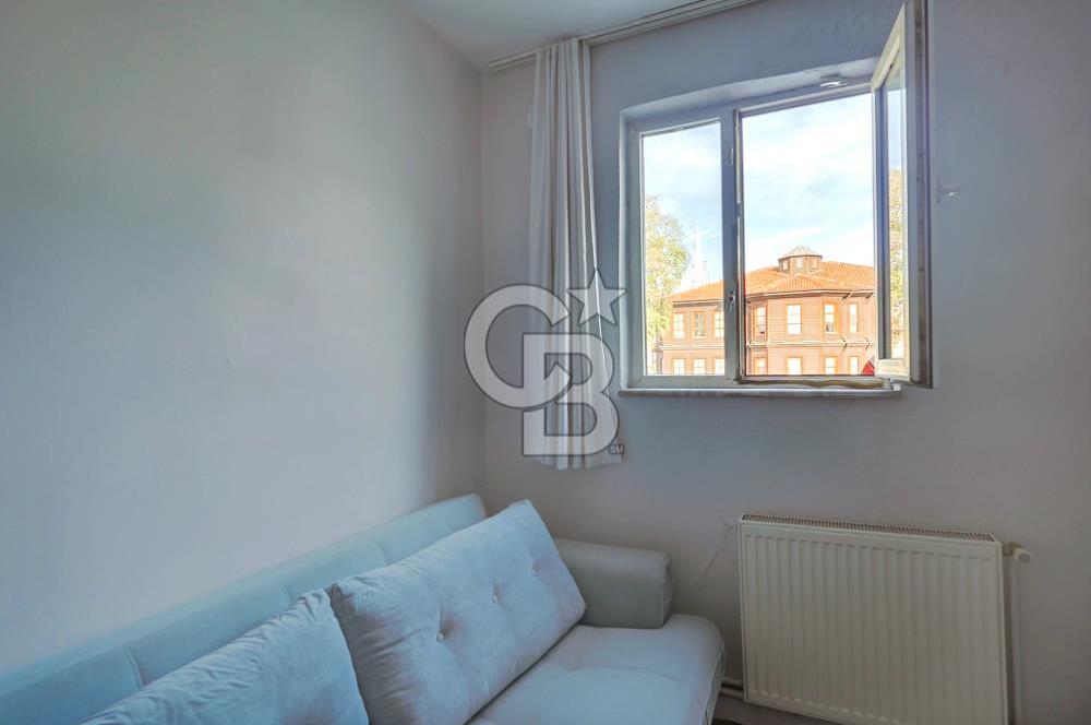 Fatih Süleymaniye'de İstanbul Üniversitesi Karşısında Ferah Manzaralı Daire