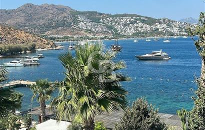 BODRUM BANK EV SAHİL SİTESİNDE MUNTAZAM DENİZ MANZARALI ÜST DUBLEKS