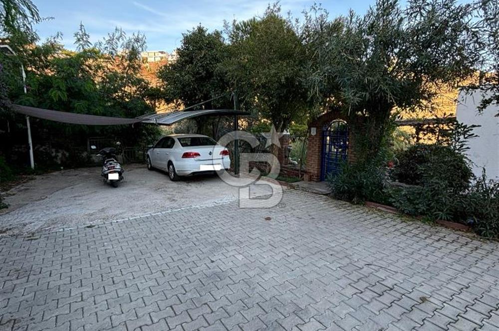 BODRUM BANK EV SAHİL SİTESİNDE MUNTAZAM DENİZ MANZARALI ÜST DUBLEKS