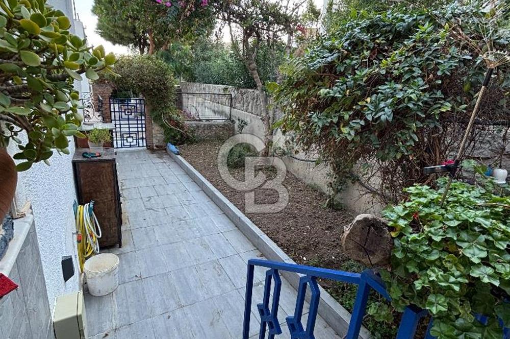 BODRUM BANK EV SAHİL SİTESİNDE MUNTAZAM DENİZ MANZARALI ÜST DUBLEKS