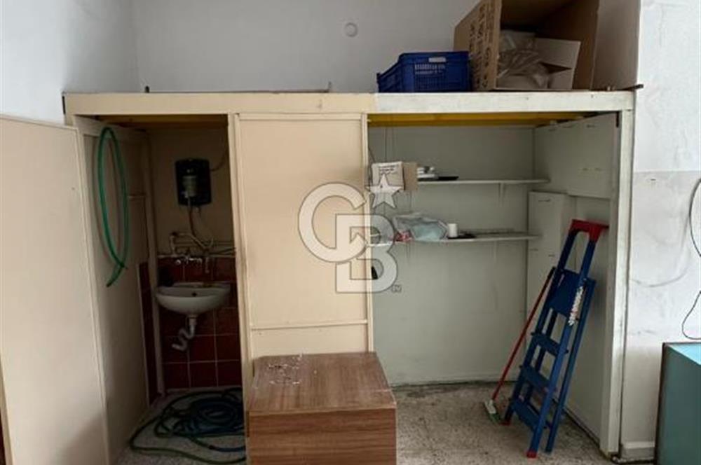 KOCAELİ / KARAMÜRSEL - 4 TEMMUZ MAHALLESİ'NDE SATILIK DÜKKAN