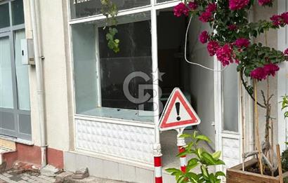 KOCAELİ / KARAMÜRSEL - 4 TEMMUZ MAHALLESİ'NDE SATILIK DÜKKAN