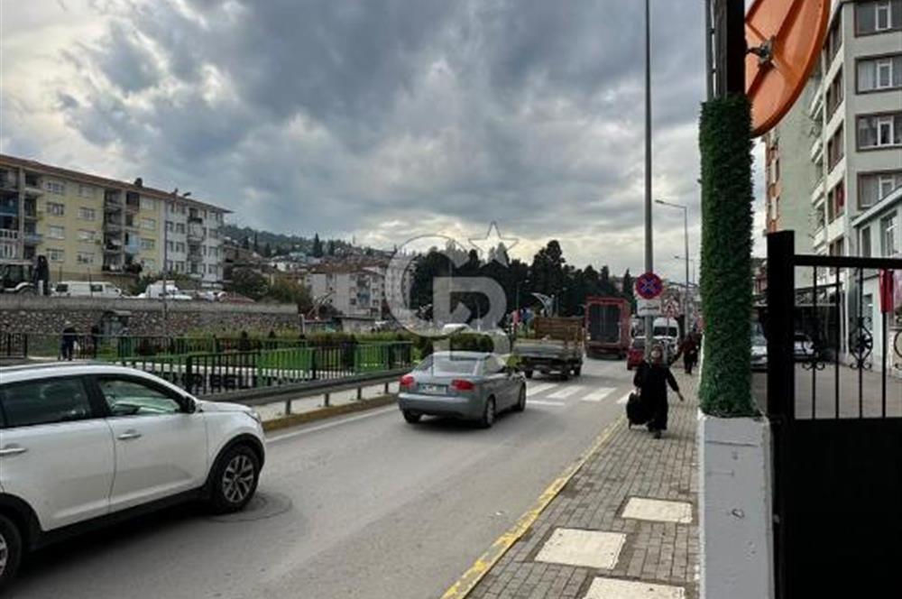 KOCAELİ / KARAMÜRSEL - 4 TEMMUZ MAHALLESİ'NDE SATILIK DÜKKAN