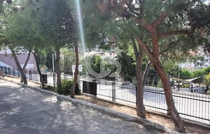 İzmir Karabağlar Poligon Mahallesi 3+1 Satılık Daire