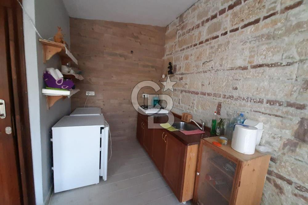 Foça Yenibağarası'nda Eşyalı Kiralık Müstakil Ev