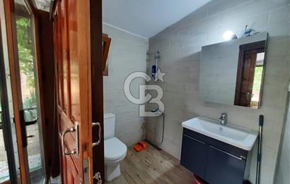 Foça Yenibağarası'nda Eşyalı Kiralık Müstakil Ev